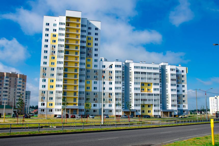 Nowoczesne osiedle mieszkaniowe. Ceny mieszkań w Polsce